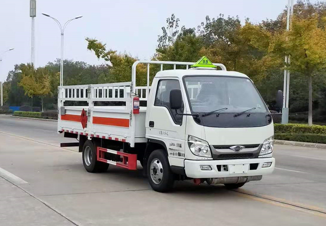 福田時代藍(lán)牌氣瓶運(yùn)輸車